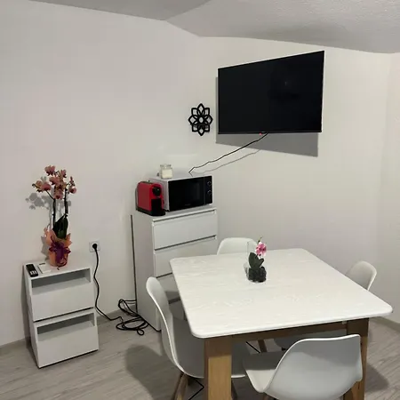 къща елена Maison d'hôtes 3*