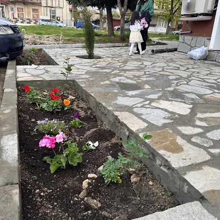 къща елена Maison d'hôtes
